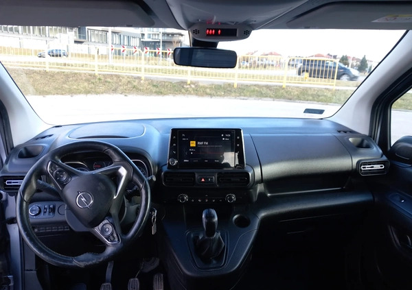 Opel Combo cena 79950 przebieg: 119000, rok produkcji 2020 z Kielce małe 79